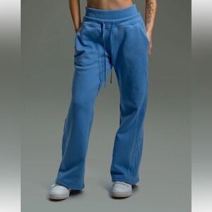 Kamo NWT PLUSH THICK WIDE LEG HIGHWAIST POCKETS Blue Joggers SWEATPANTS